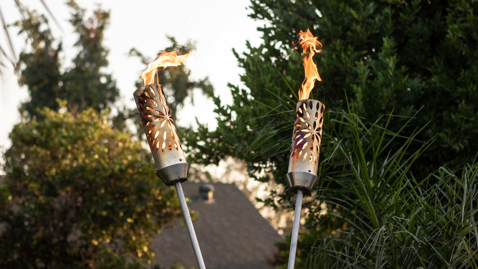 Fireplaces-Plus-Outdoor-Torches-Sunshine-Torches